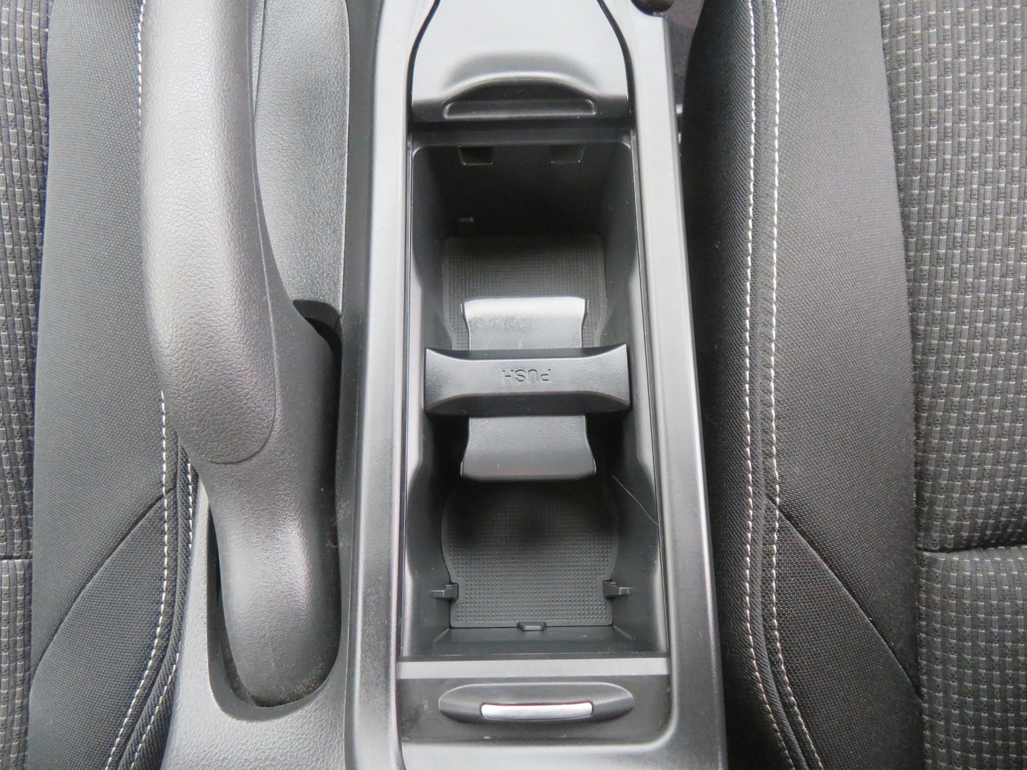 Used Honda Civic 2016 for sale - 76492119: Photo 14