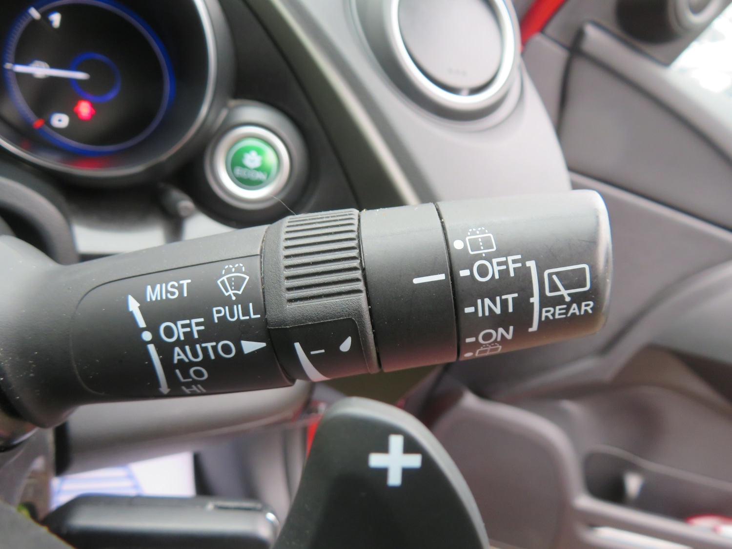 Used Honda Civic 2016 for sale - 76492119: Photo 28