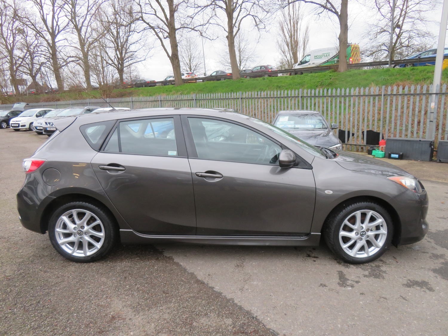 Used Mazda Mazda3 2014 for sale - 77681944: Photo 3