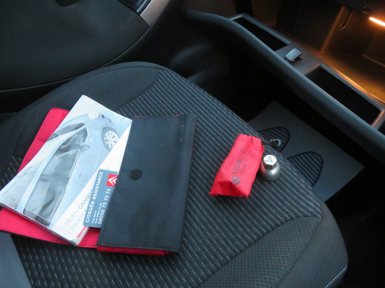 Used Citroen C4 Picasso 2011 for sale - 76792670: Photo 16