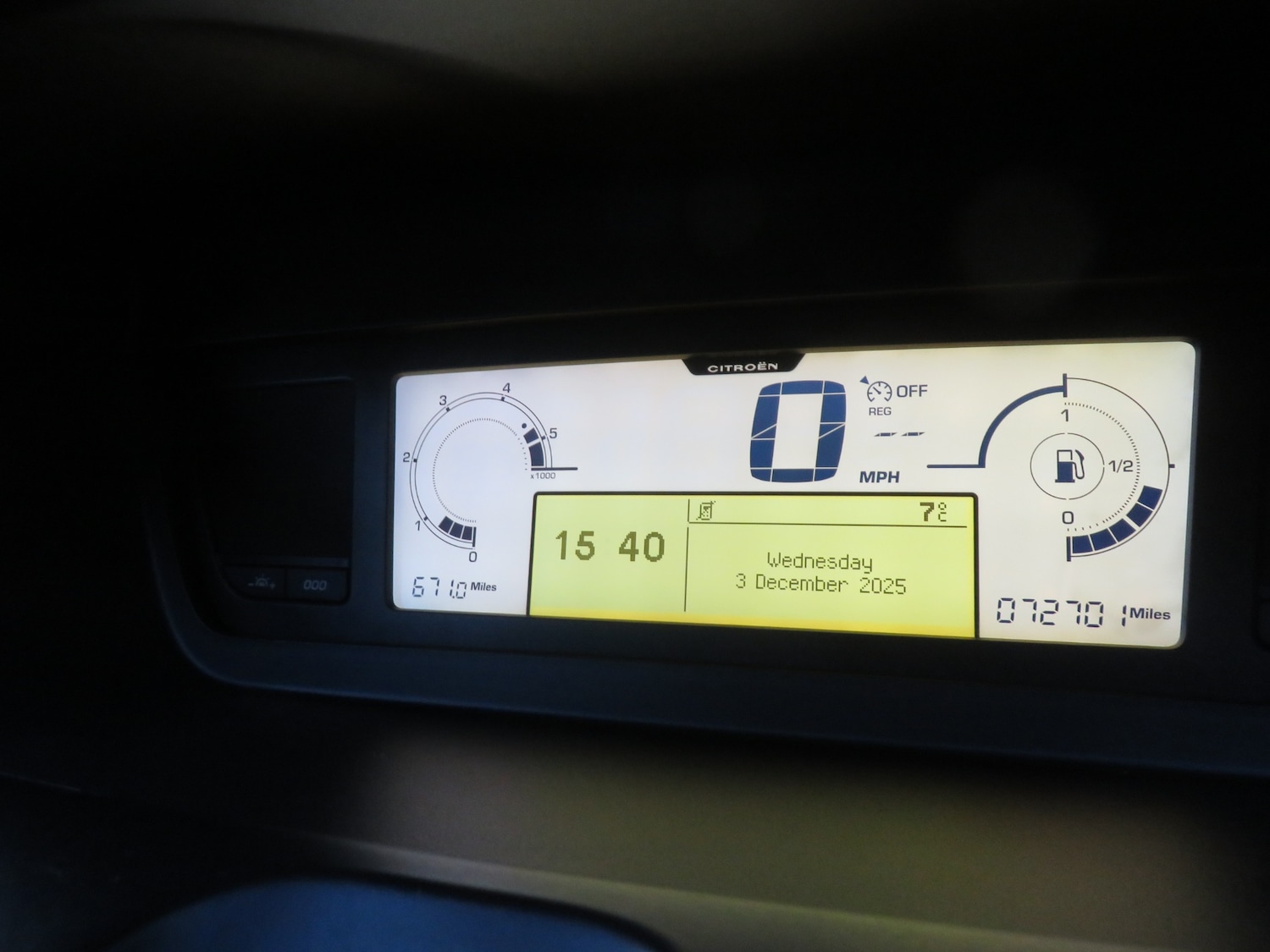 Used Citroen C4 Picasso 2011 for sale - 76792670: Photo 22