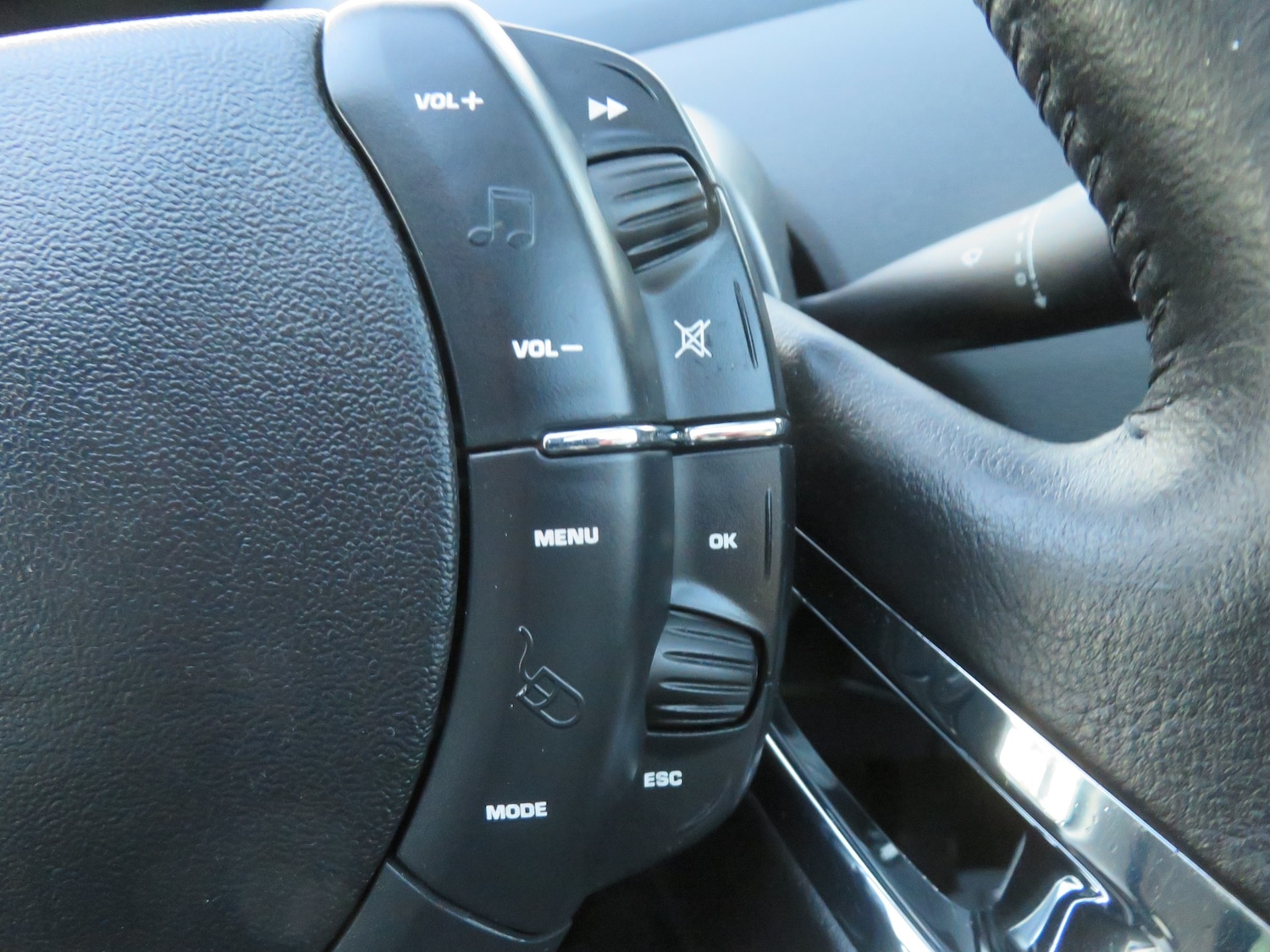 Used Citroen C4 Picasso 2011 for sale - 76792670: Photo 28