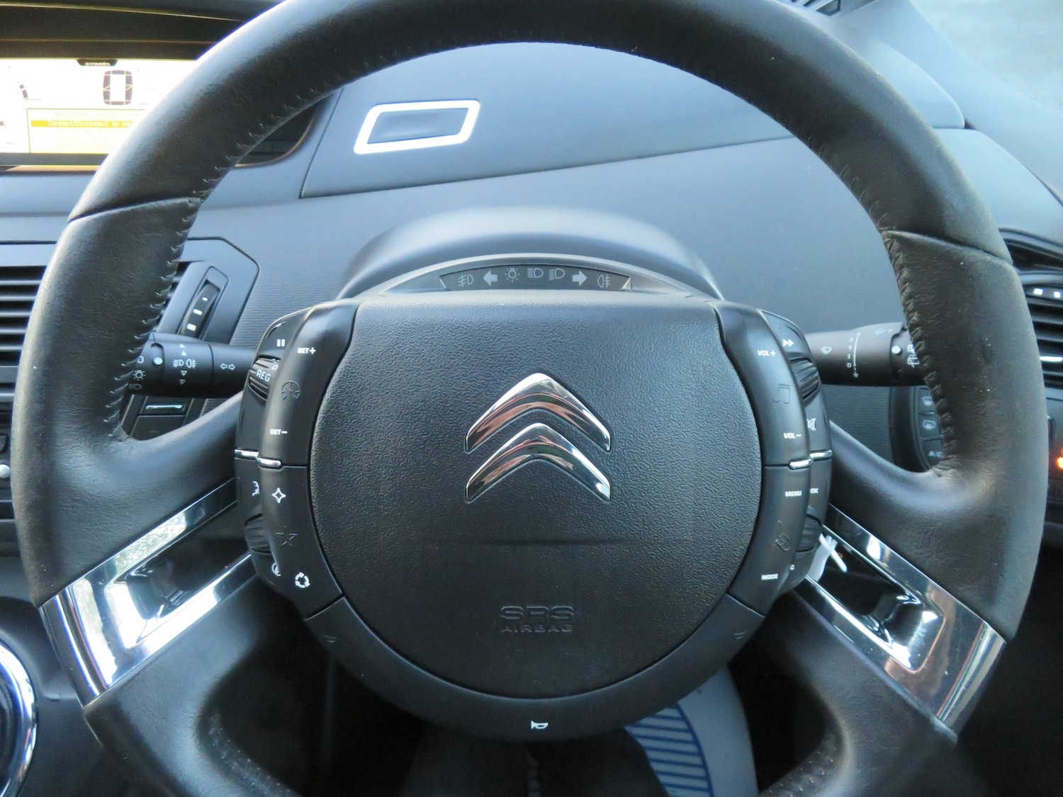 Used Citroen C4 Picasso 2011 for sale - 76792670: Photo 29