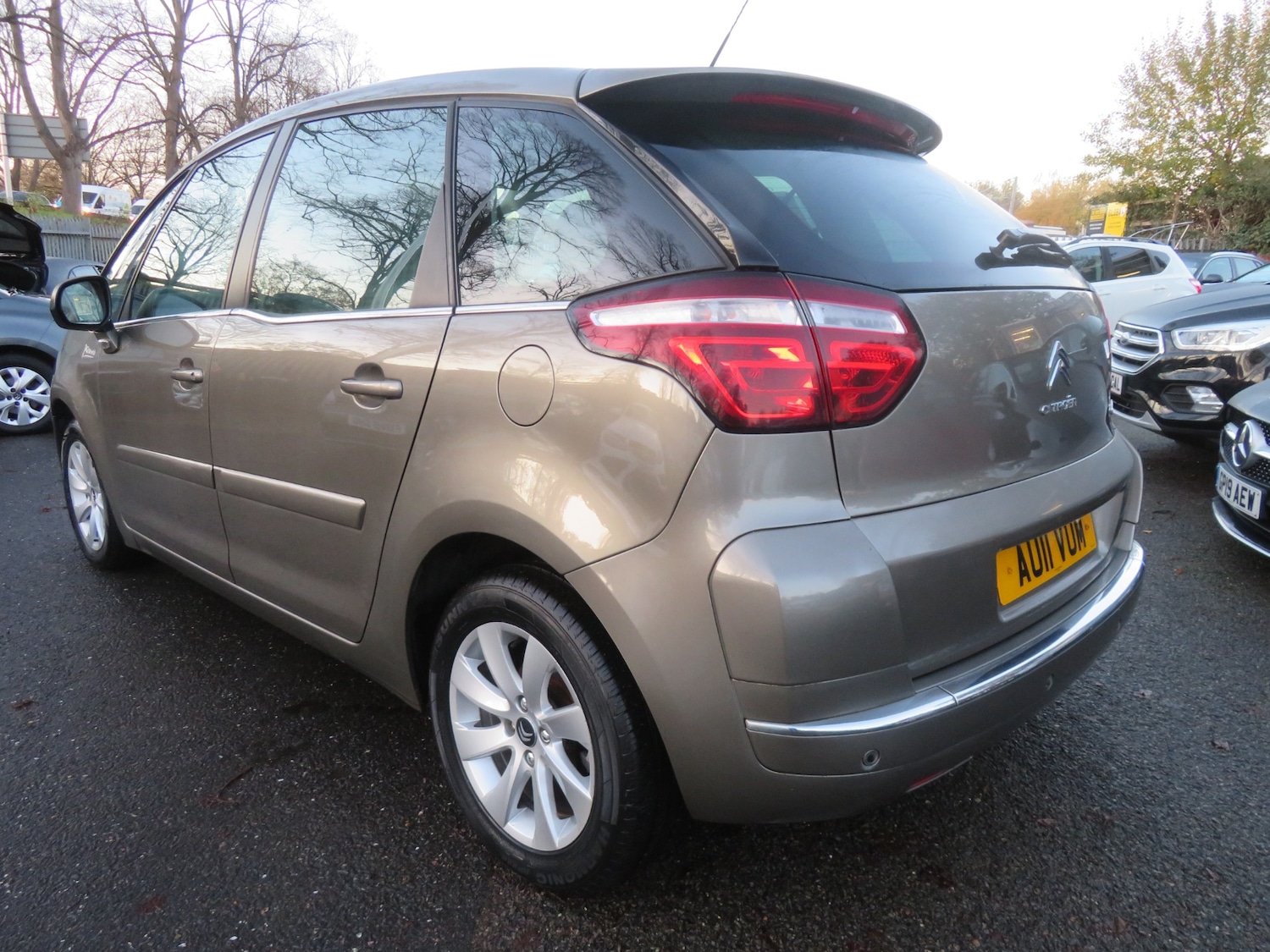 Used Citroen C4 Picasso 2011 for sale - 76792670: Photo 7