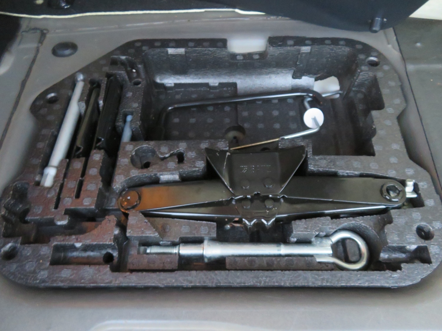 Used Citroen C4 Picasso 2011 for sale - 76792670: Photo 9