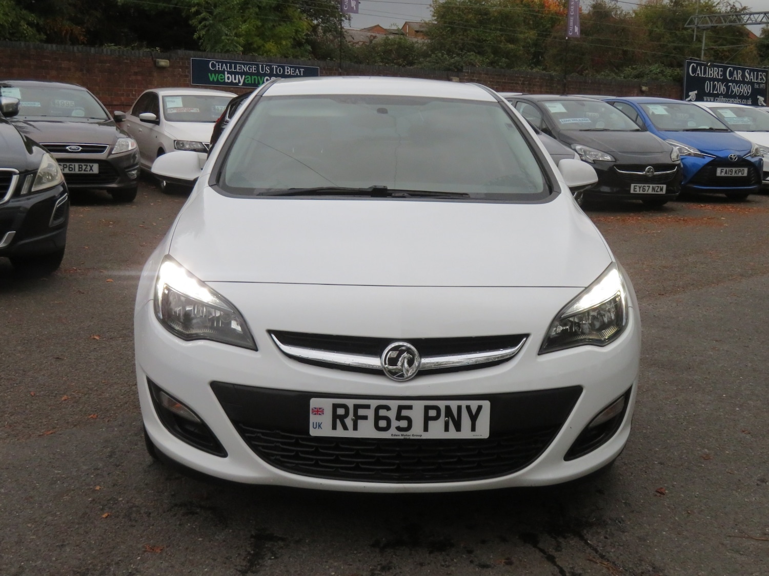 Used Vauxhall Astra 2015 for sale - 76293451: Photo 2