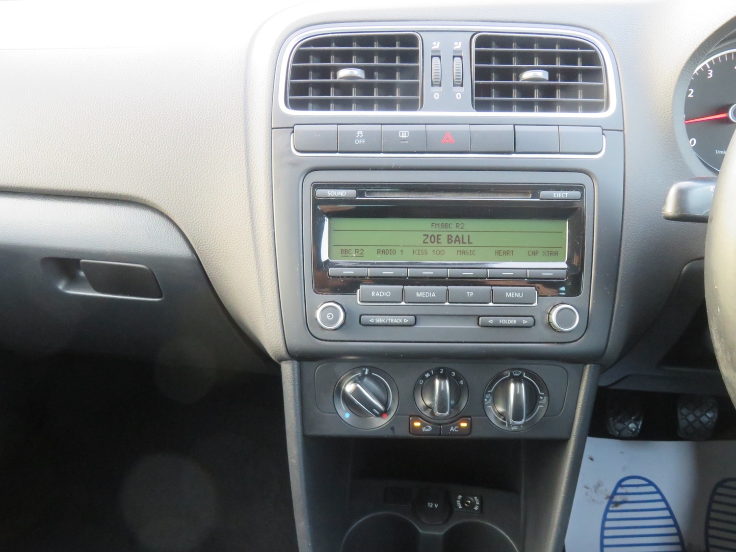 Used Volkswagen Polo 2011 for sale - 76934899: Photo 17