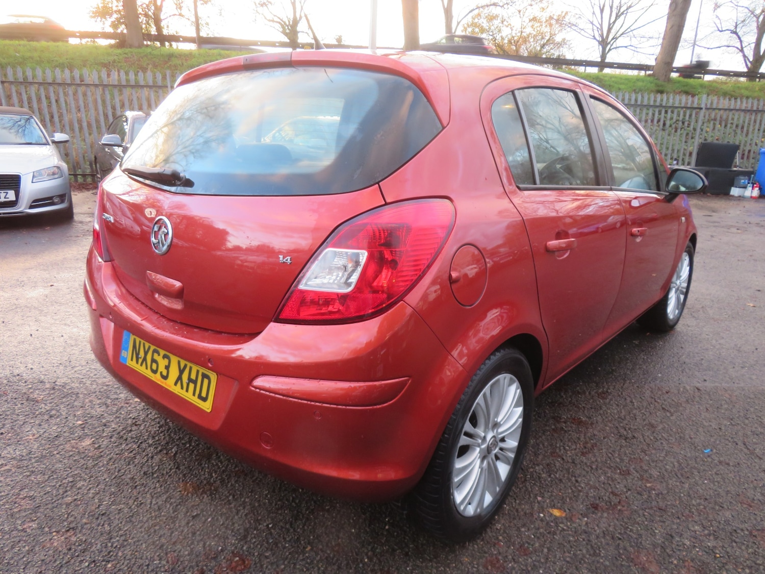 Used Vauxhall Corsa 2013 for sale - 76670082: Photo 4