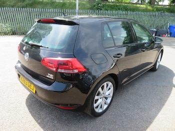 Used Volkswagen Golf 2013 for sale - 78758975: Photo