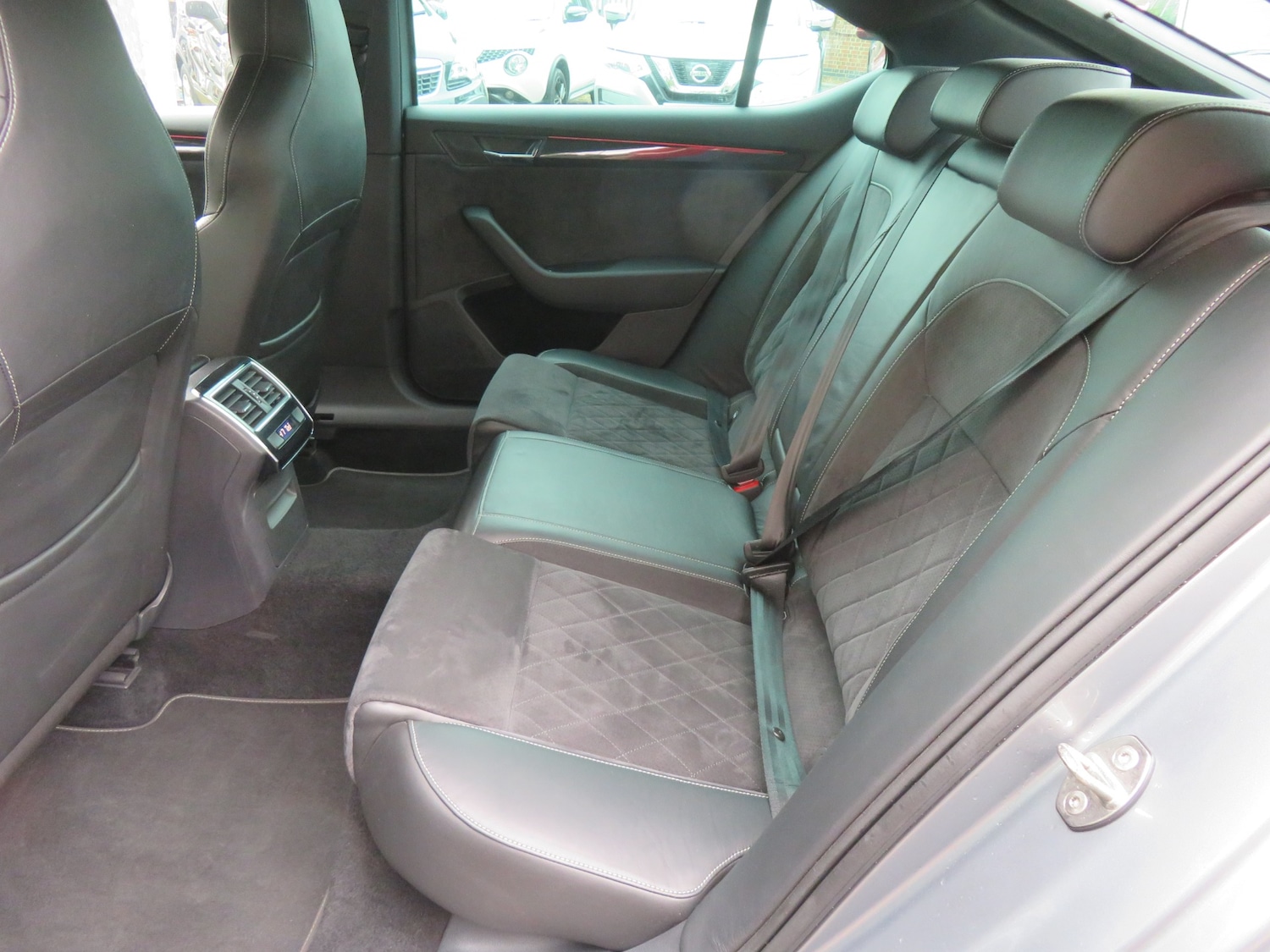 Used Skoda Superb 2018 for sale - 76246303: Photo 13