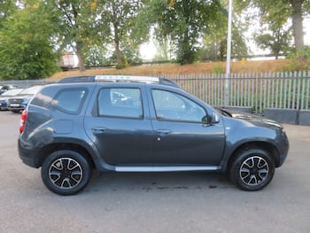 Used Dacia Duster 2017 for sale - 79612021: Photo