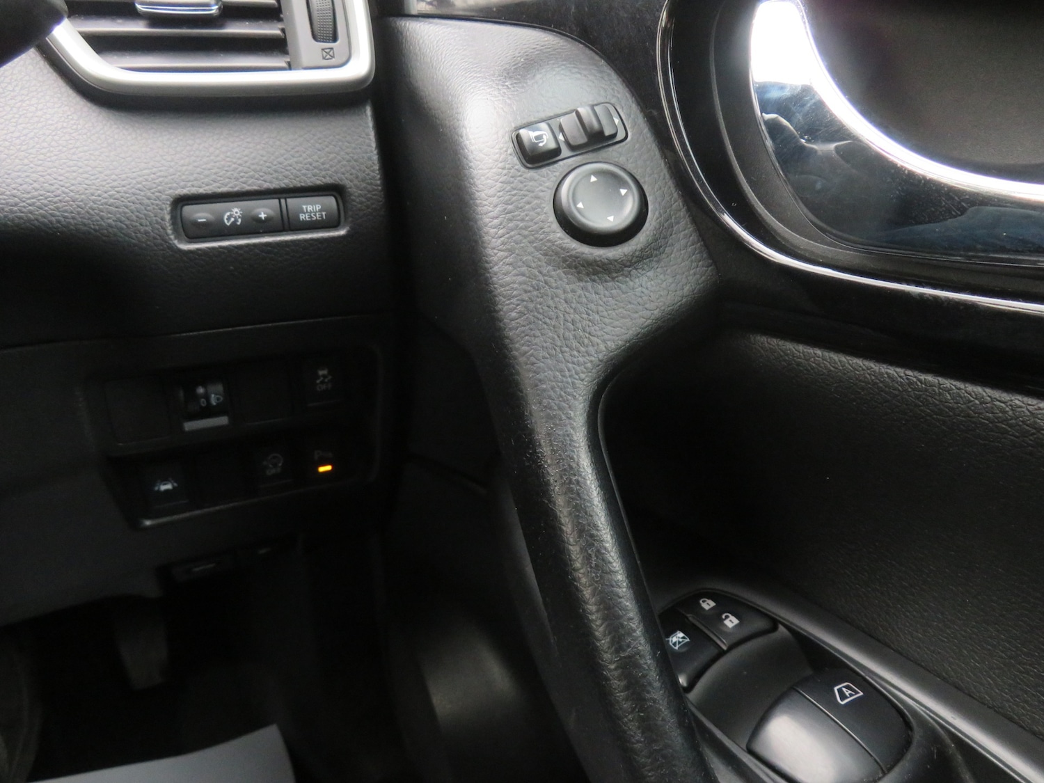 Used Nissan Qashqai 2015 for sale - 77632223: Photo 22