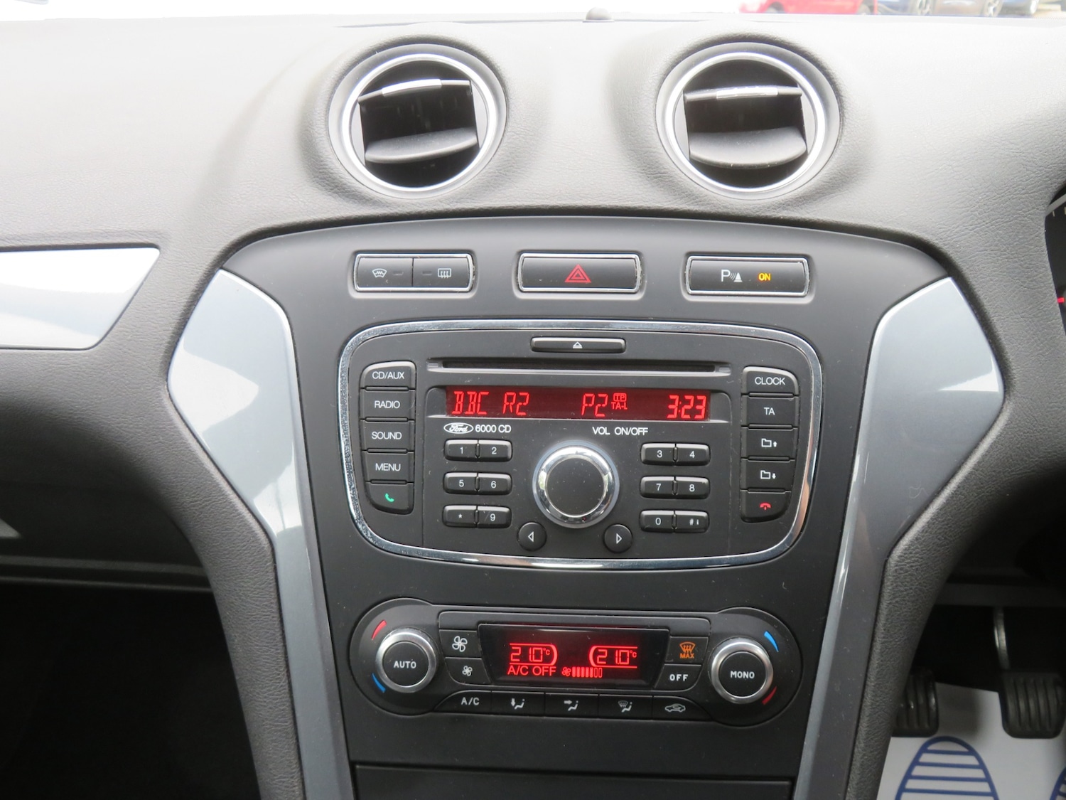 Used Ford Mondeo 2011 for sale - 76000491: Photo 17