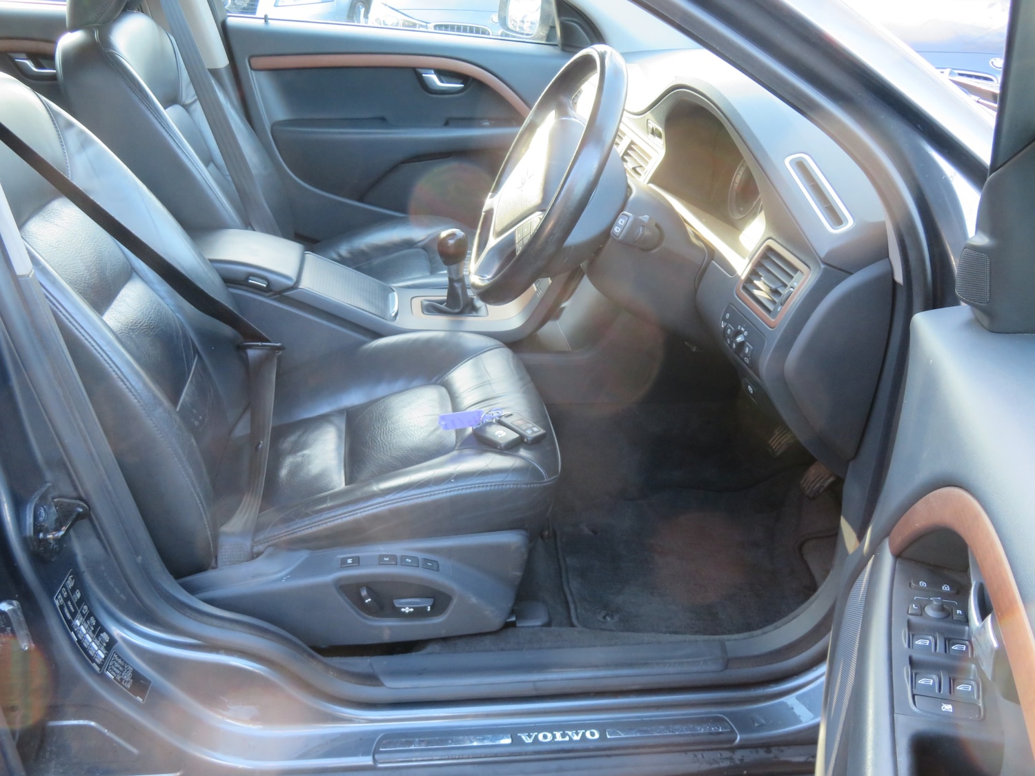 Used Volvo V70 2009 for sale - 76656522: Photo 10