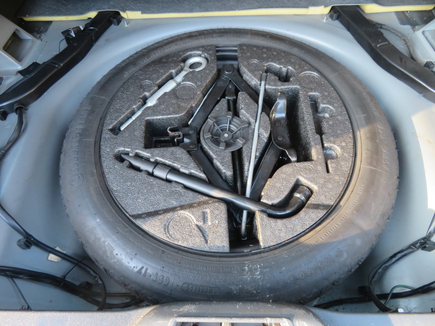 Used Volvo V70 2009 for sale - 76656522: Photo 16