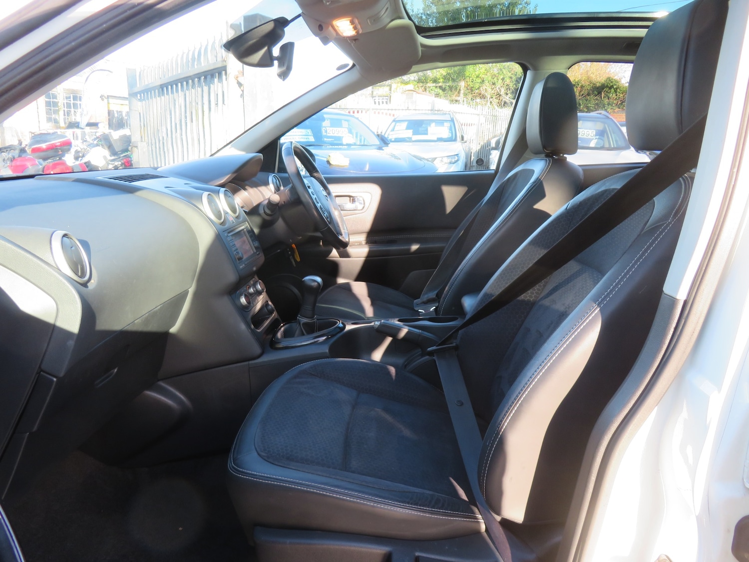 Used Nissan Qashqai 2013 for sale - 76643759: Photo 11