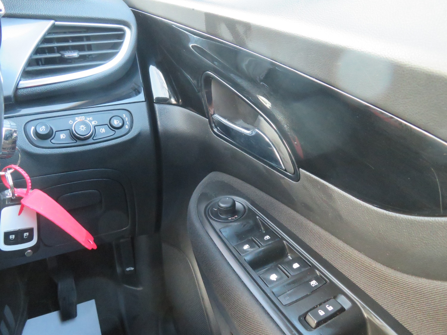 Used Vauxhall Mokka X 2017 for sale - 77080913: Photo 22