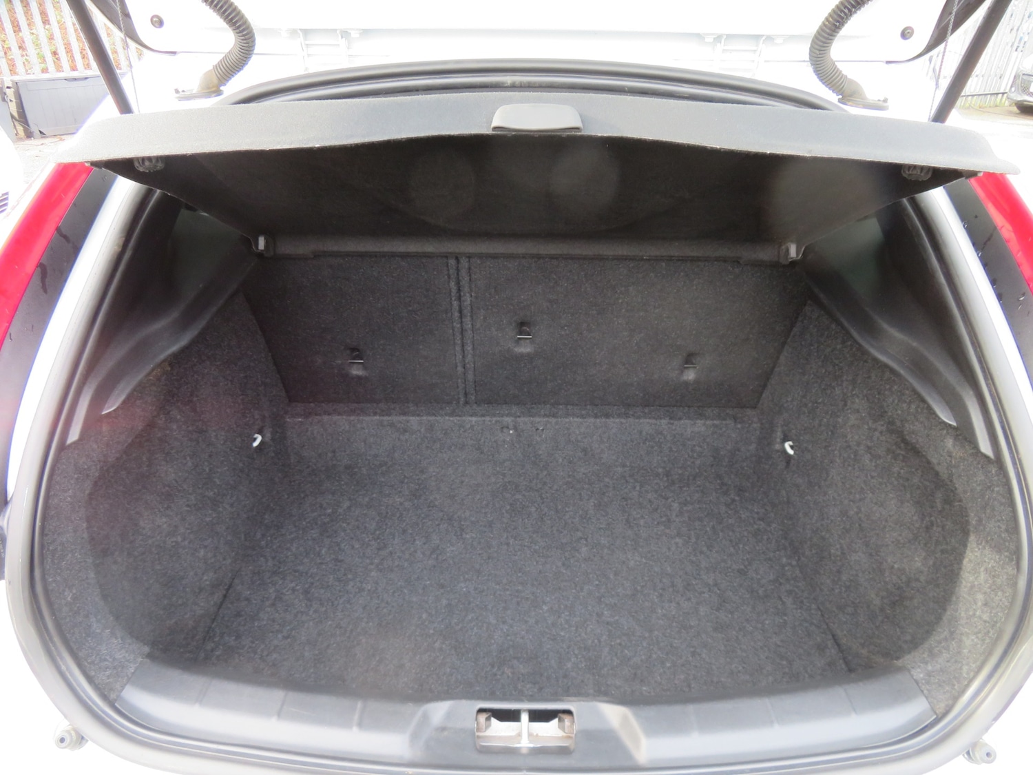 Used Volvo V40 2017 for sale - 77584716: Photo 8