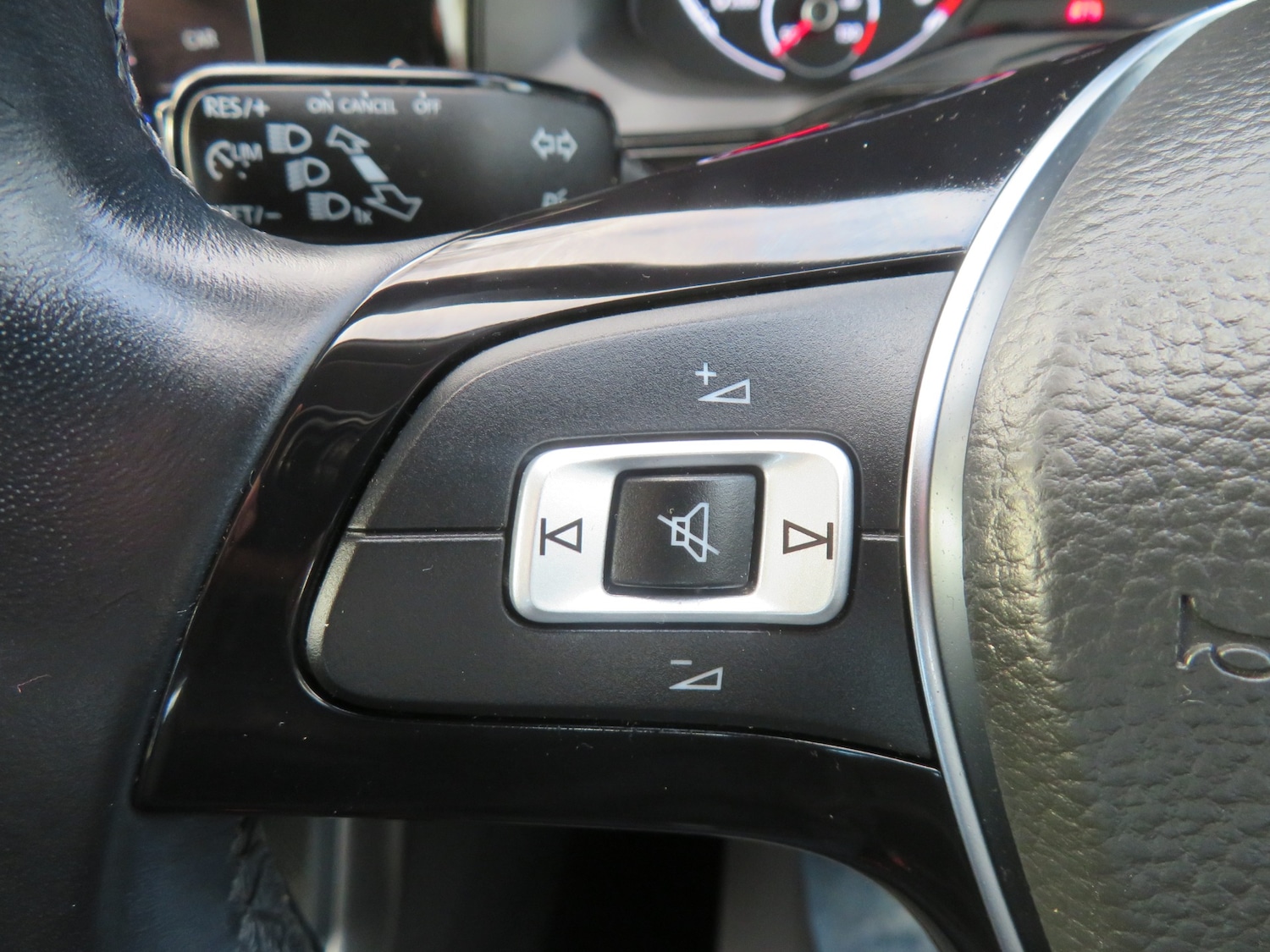 Used Volkswagen Polo 2019 for sale - 76894953: Photo 28