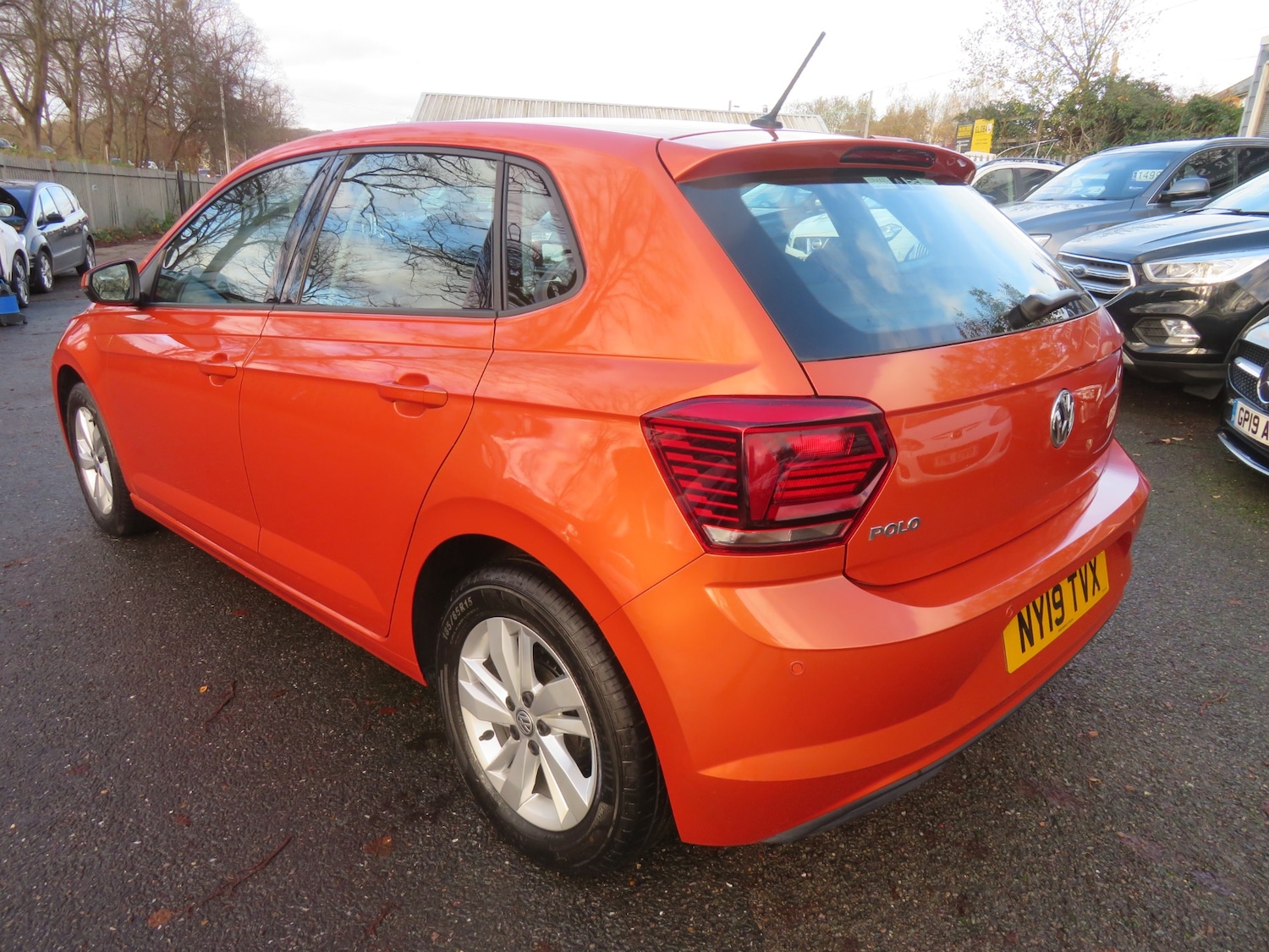 Used Volkswagen Polo 2019 for sale - 76894953: Photo 6