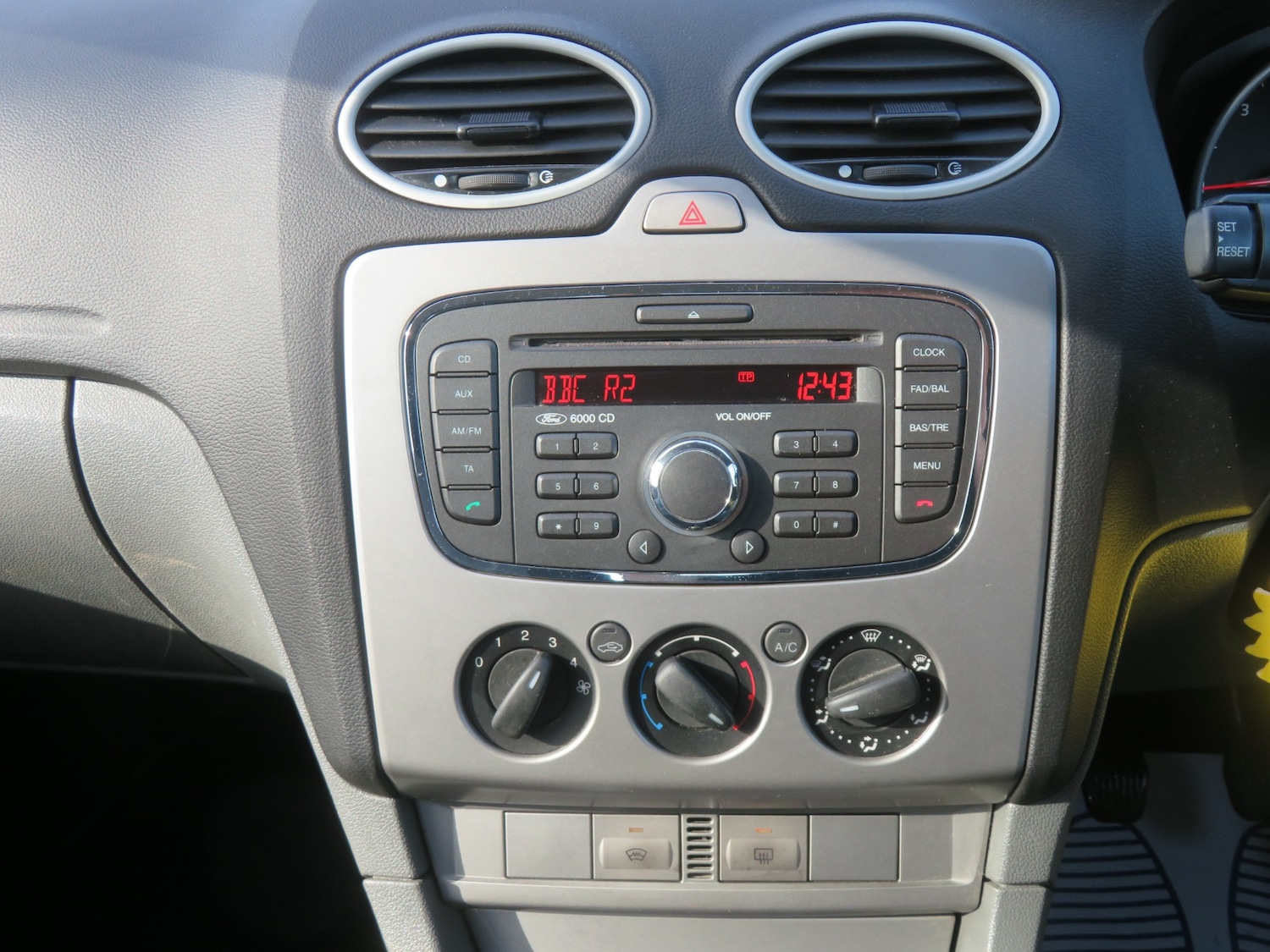 Used Ford Focus 2011 for sale - 77668713: Photo 16