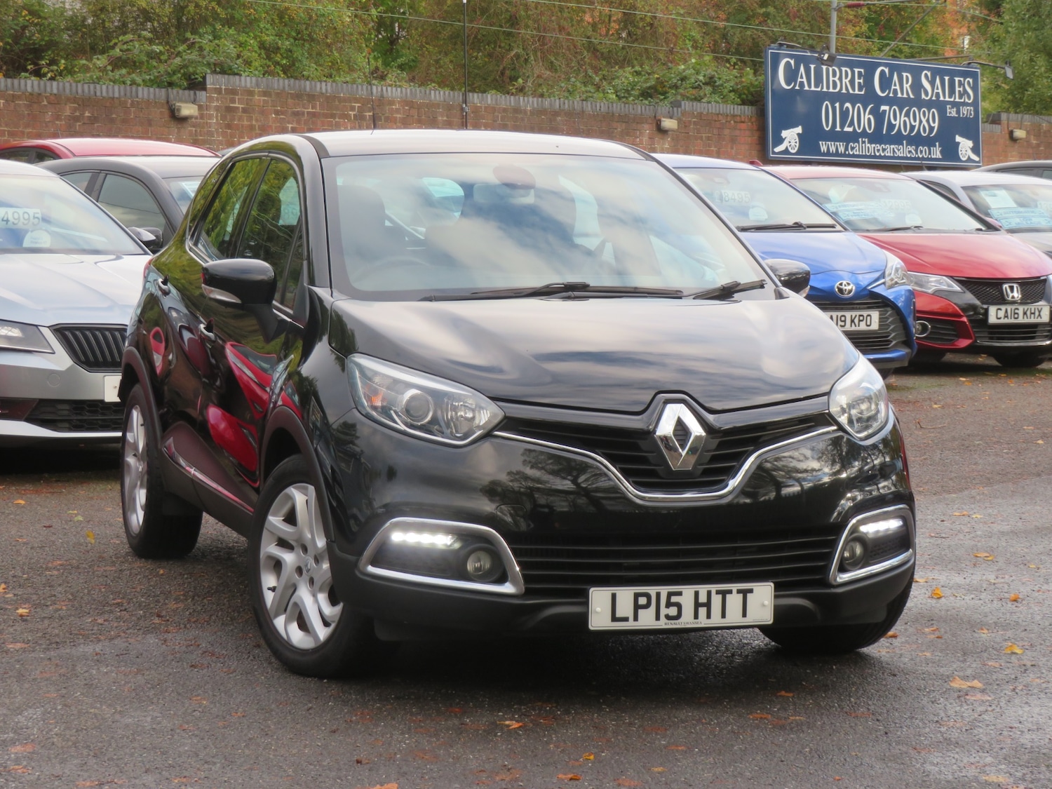 Used Renault Captur 2015 for sale - 76358375: Photo 1