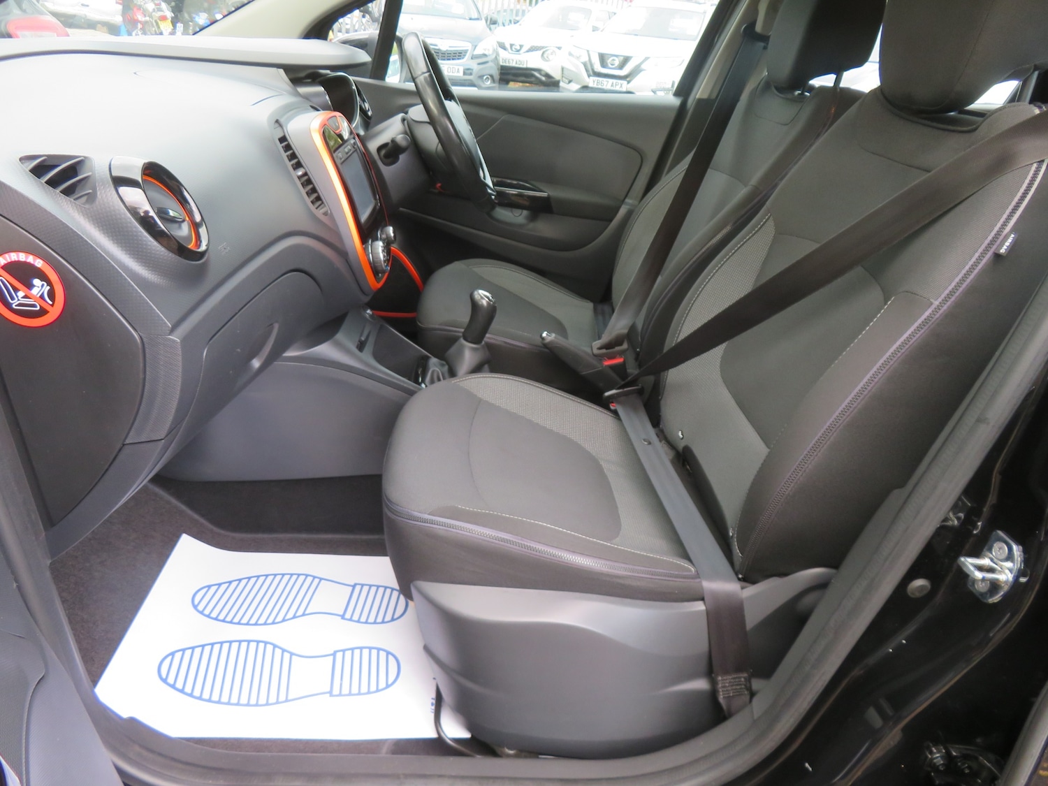 Used Renault Captur 2015 for sale - 76358375: Photo 12