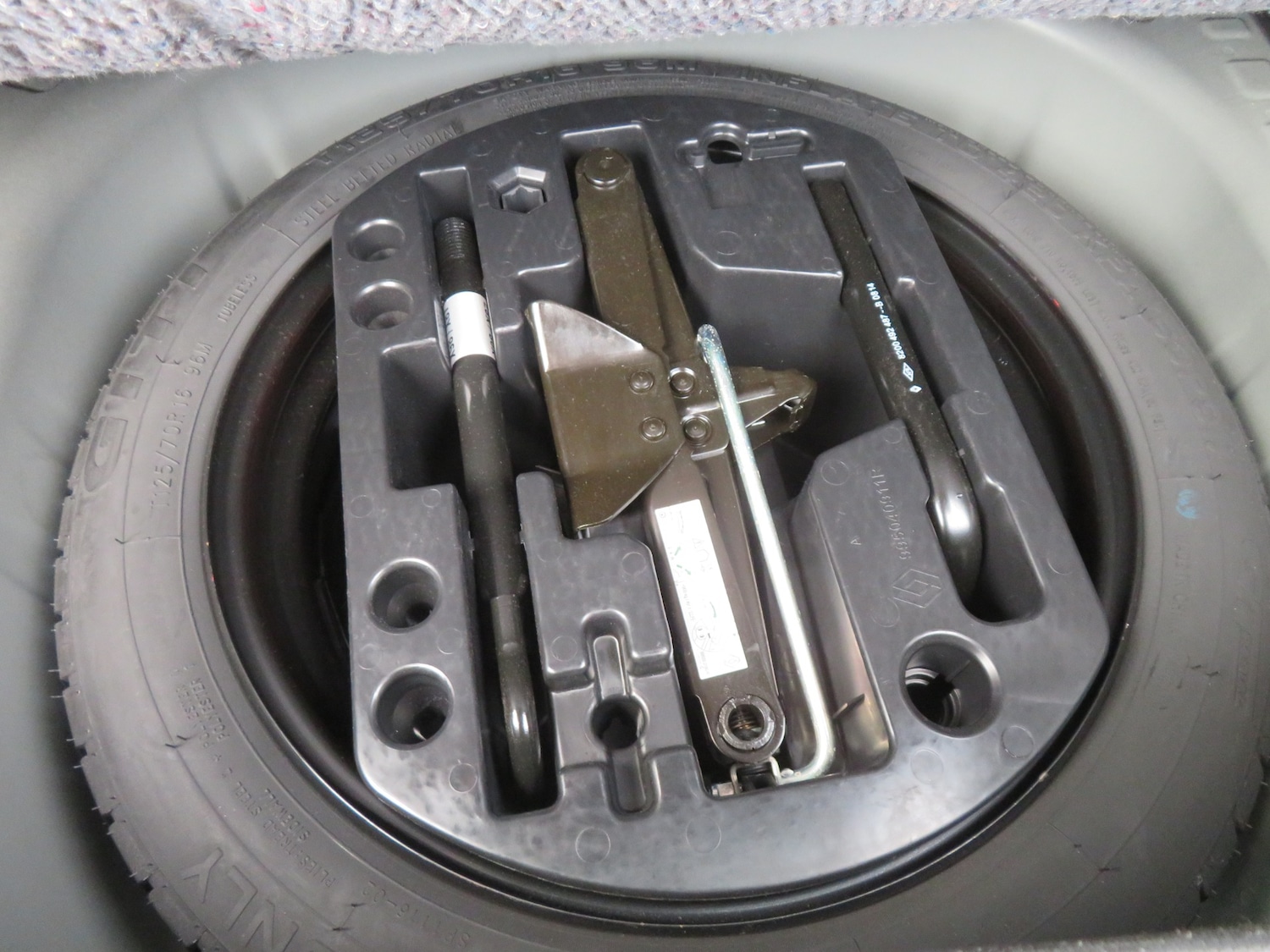 Used Renault Captur 2015 for sale - 76358375: Photo 15