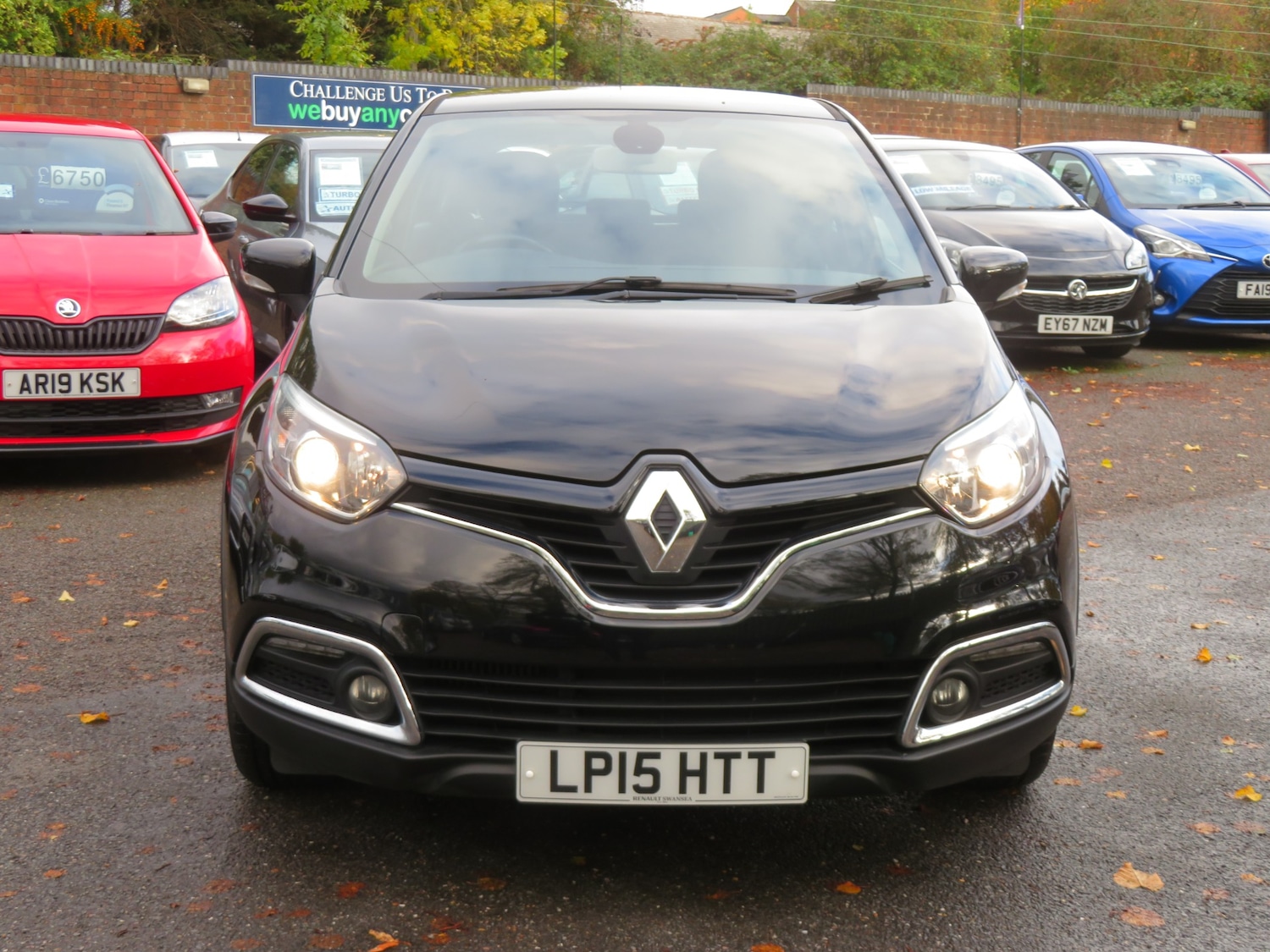 Used Renault Captur 2015 for sale - 76358375: Photo 2