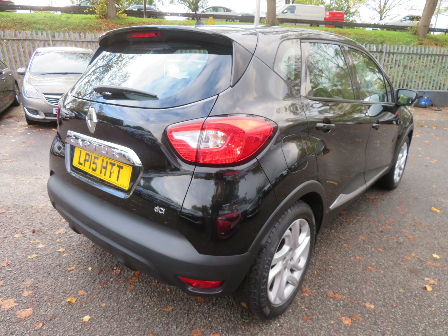 Used Renault Captur 2015 for sale - 76358375: Photo 4