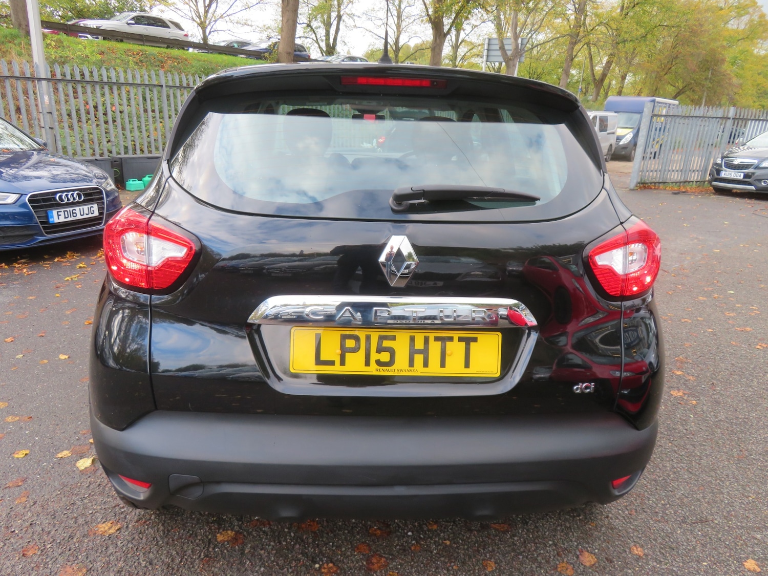 Used Renault Captur 2015 for sale - 76358375: Photo 5