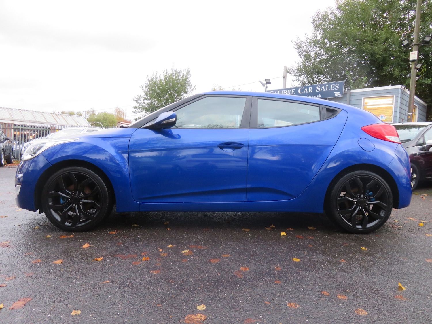Used Hyundai Veloster 2014 for sale - 76431107: Photo 3