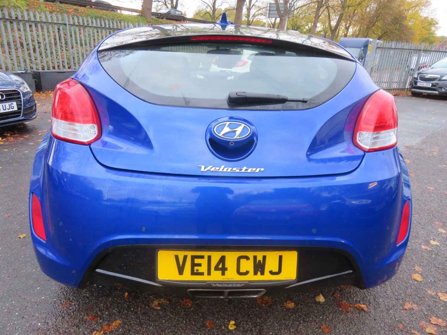 Used Hyundai Veloster 2014 for sale - 76431107: Photo 5