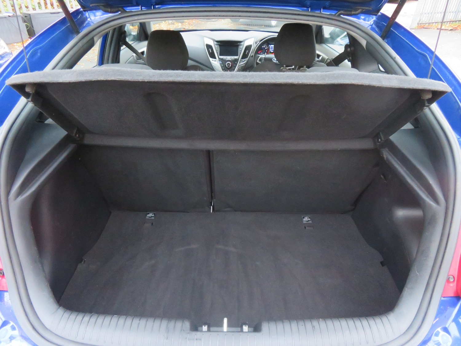 Used Hyundai Veloster 2014 for sale - 76431107: Photo 8