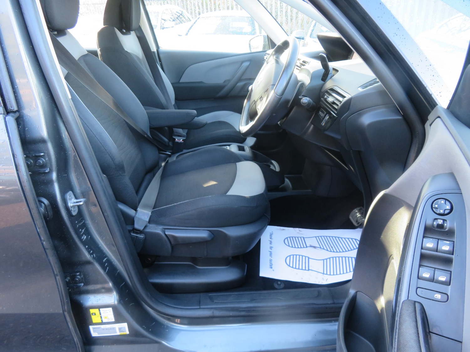 Used Citroen C4 Grand Picasso 2015 for sale - 76699747: Photo 10