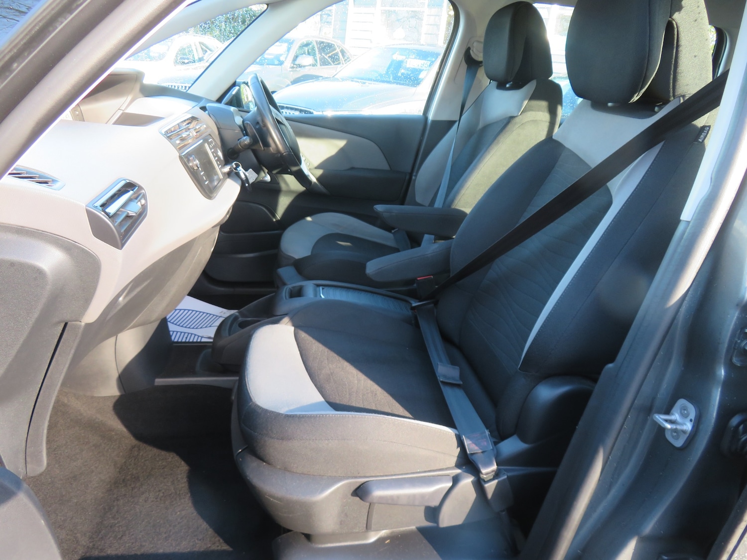 Used Citroen C4 Grand Picasso 2015 for sale - 76699747: Photo 11