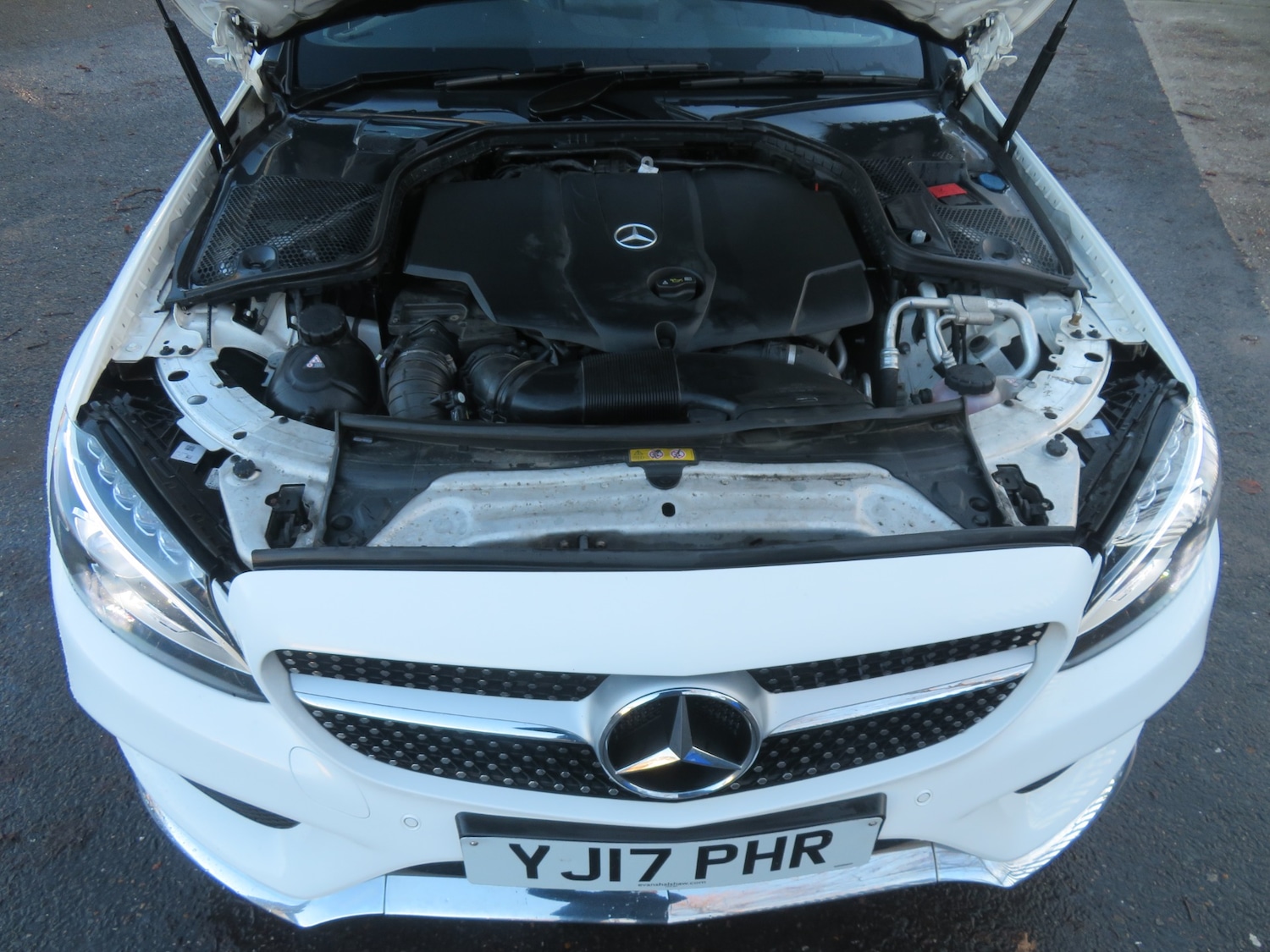 Used Mercedes-Benz C Class 2017 for sale - 76758979: Photo 9