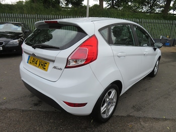 Used Ford Fiesta 2014 for sale - 74756997: Photo