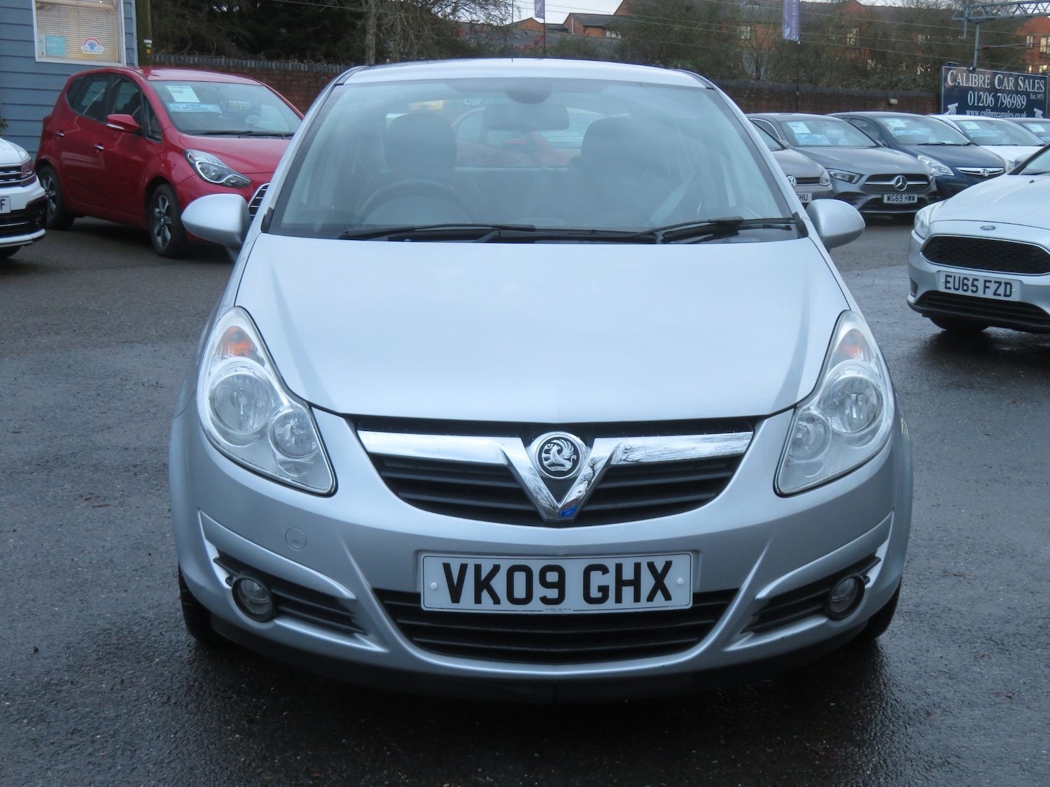 Used Vauxhall Corsa 2009 for sale - 77303817: Photo 2
