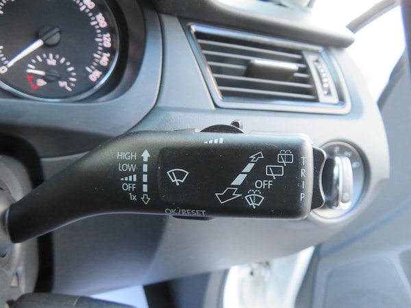 Used Skoda Rapid 2013 for sale - 76114014: Photo 22