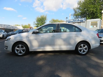 Used Skoda Rapid 2013 for sale - 76114014: Photo