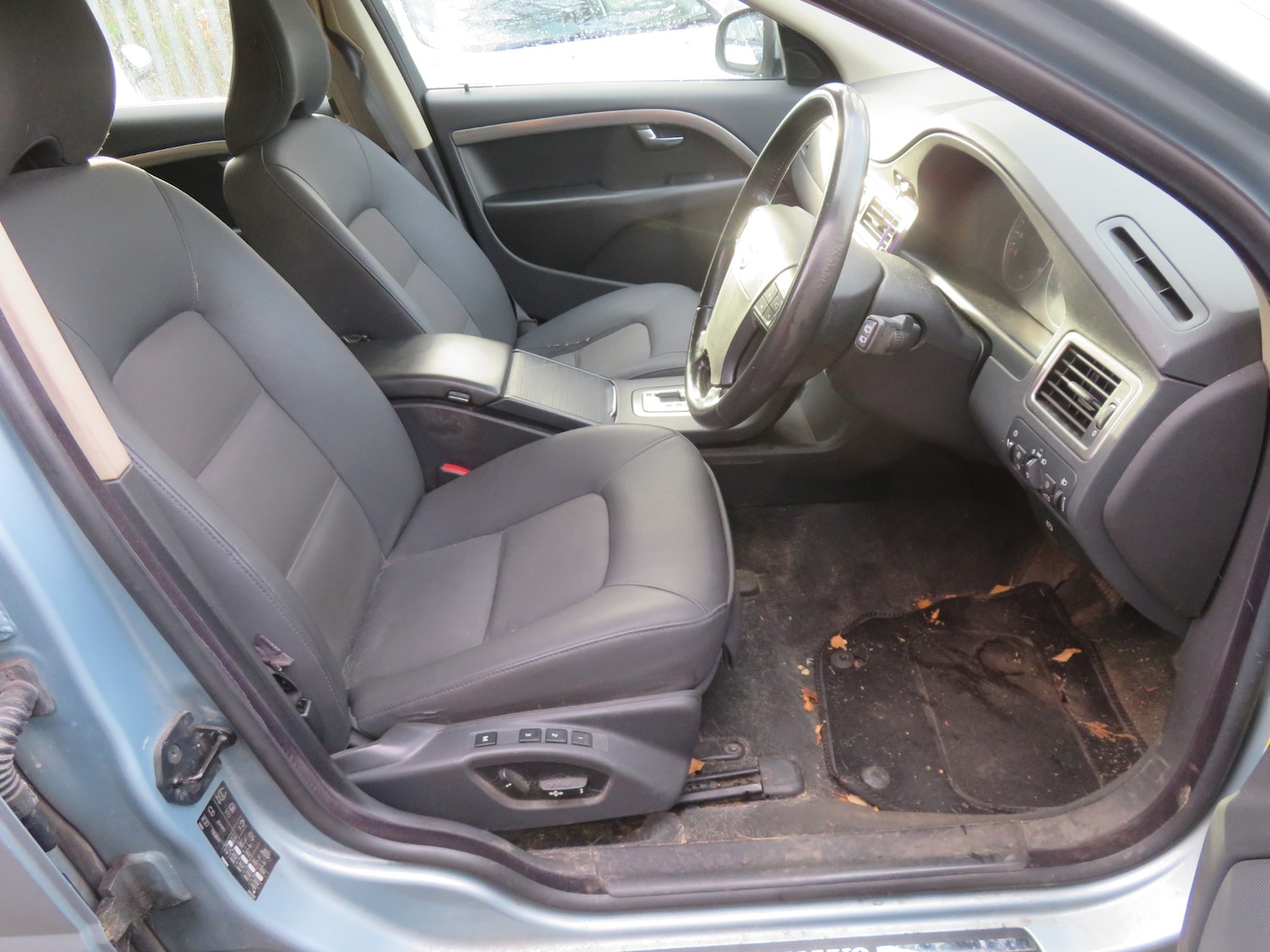 Used Volvo V70 2007 for sale - 77398708: Photo 12