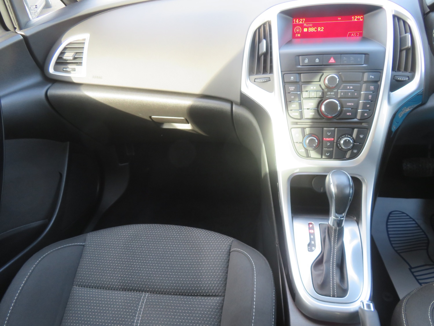 Used Vauxhall Astra 2015 for sale - 77636539: Photo 14