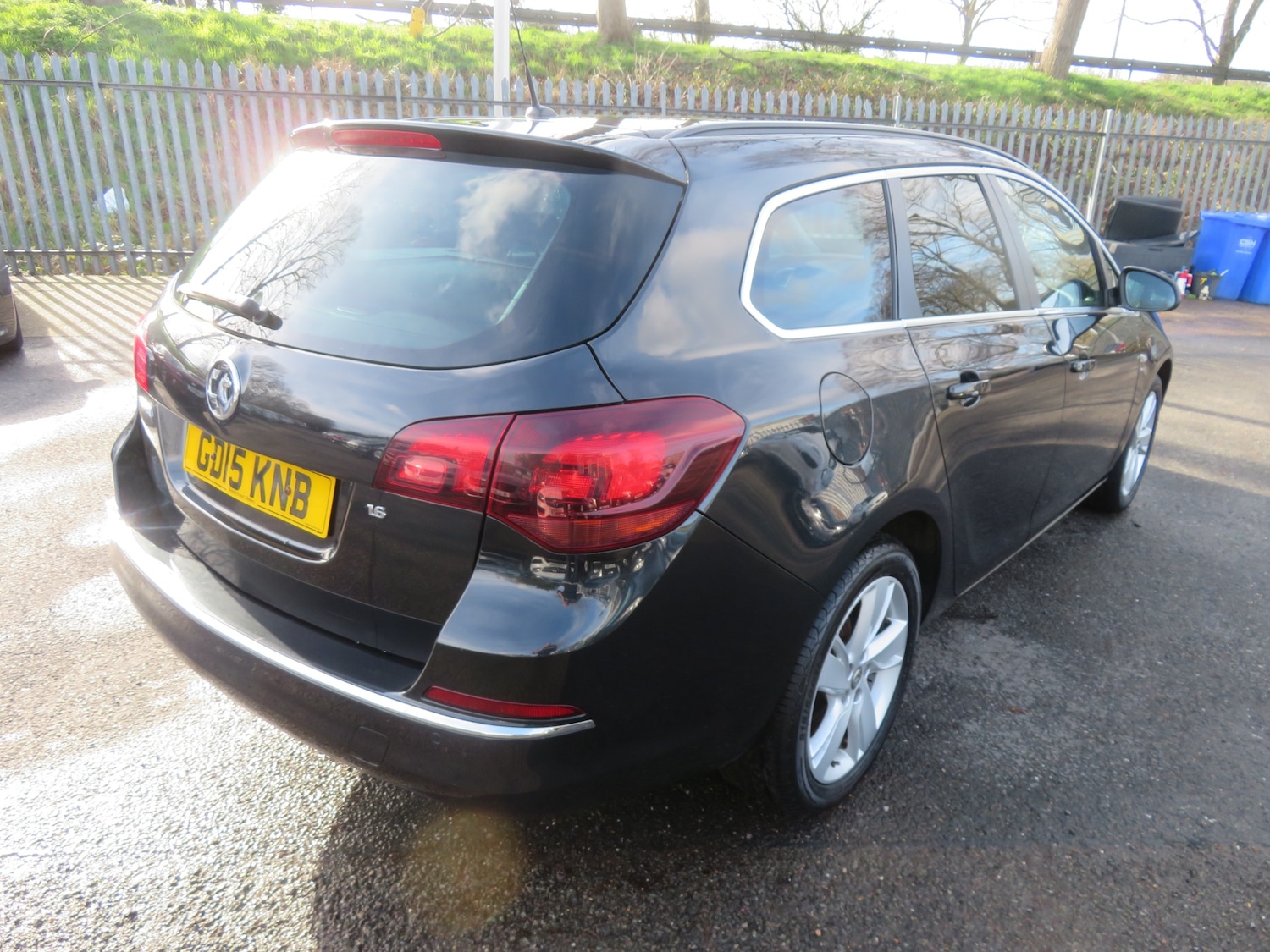 Used Vauxhall Astra 2015 for sale - 77636539: Photo 4