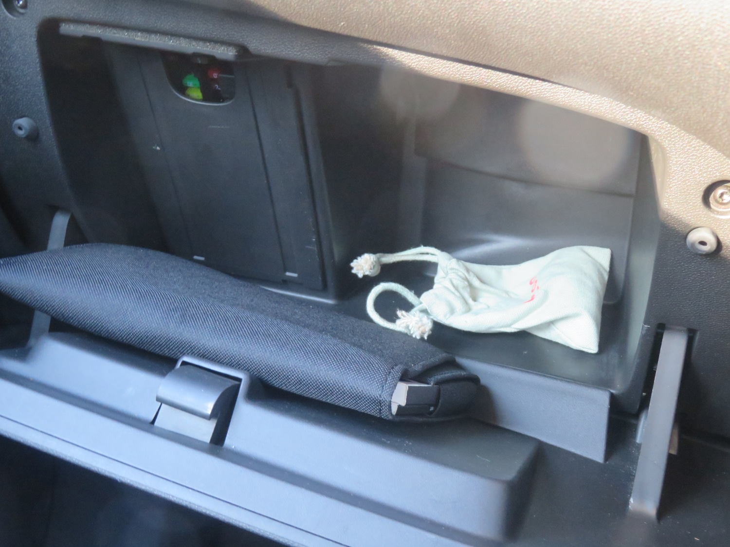 Used Vauxhall ADAM 2017 for sale - 76830759: Photo 19