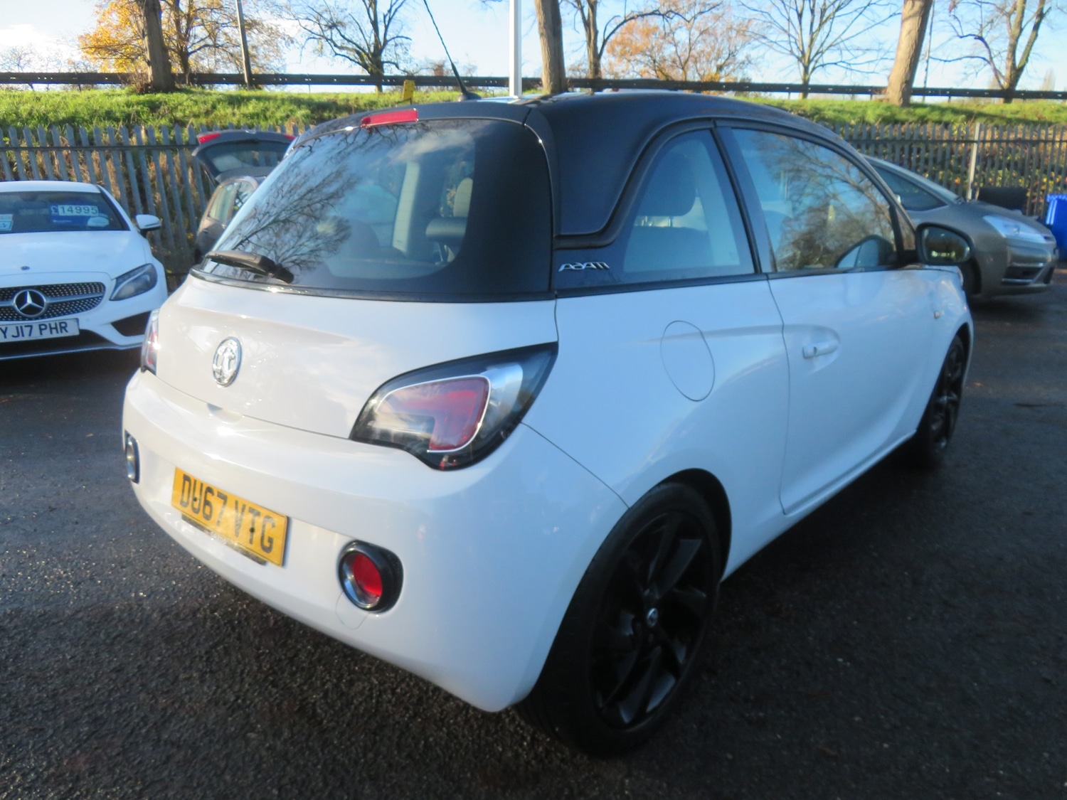 Used Vauxhall ADAM 2017 for sale - 76830759: Photo 4