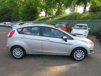 Used Ford Fiesta 2015 for sale - 74724107: Photo