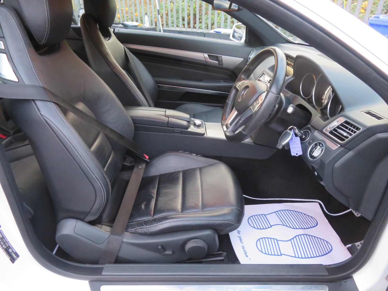 Used Mercedes-Benz E Class 2014 for sale - 76497598: Photo 11