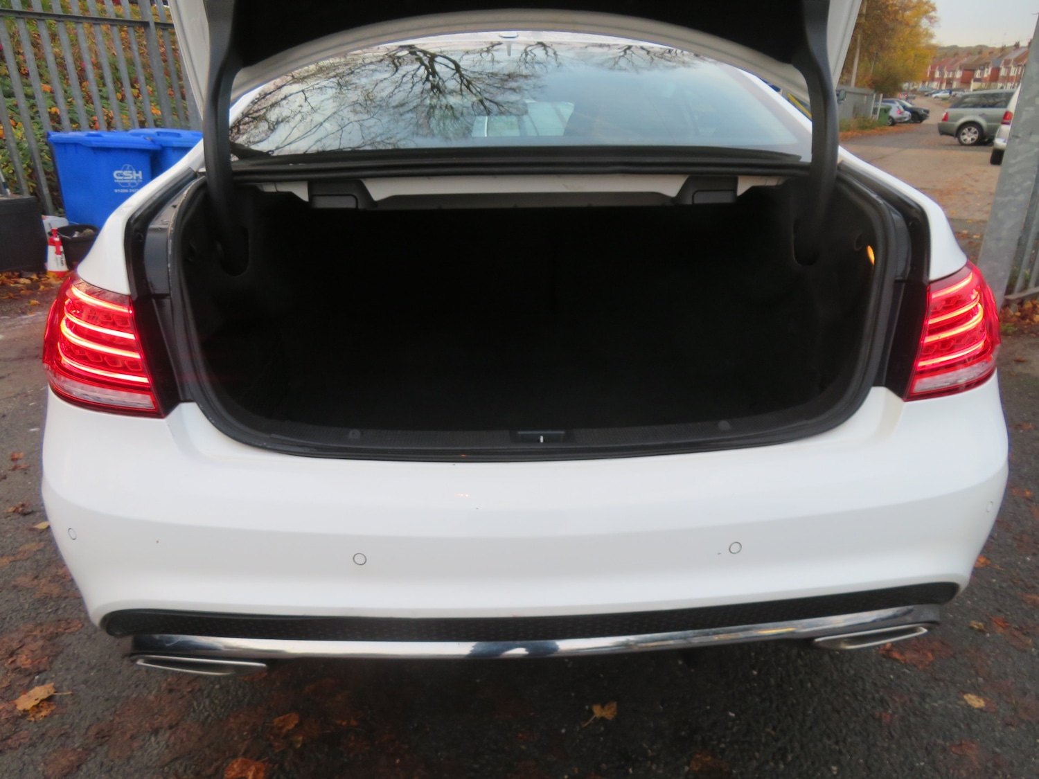 Used Mercedes-Benz E Class 2014 for sale - 76497598: Photo 14