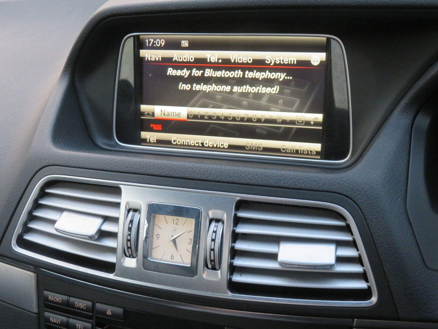 Used Mercedes-Benz E Class 2014 for sale - 76497598: Photo 18